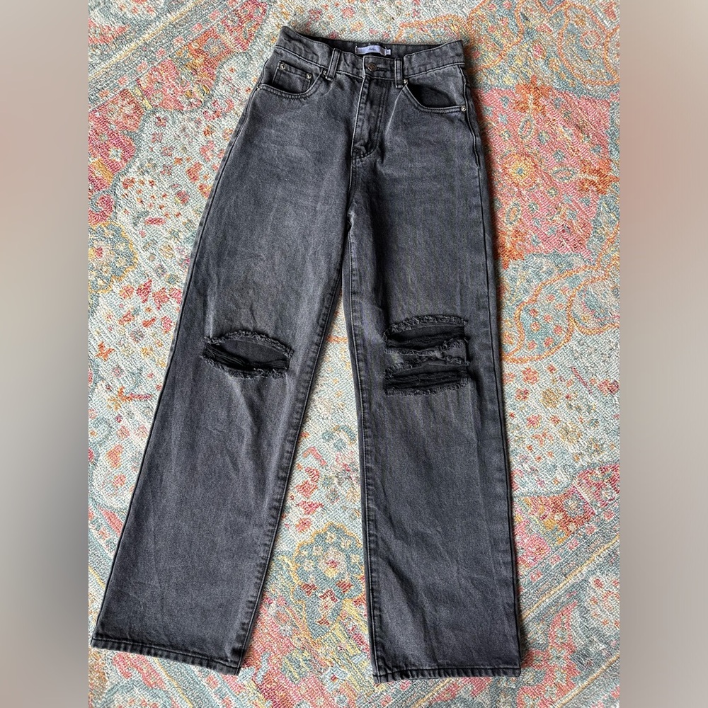 🏔️ ADIKA Black Distressed Straight-Leg Jeans